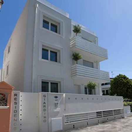 Residence Giardino Riccione Exterior photo